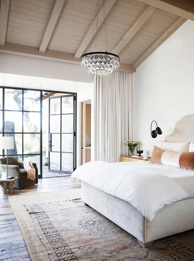 5 Reasons Why Antique Oriental Rugs Will Be On Top In 2018
