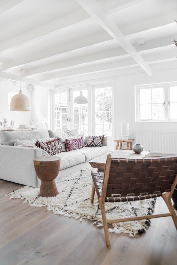 5 Chic Ways to Place Your Runner Rugs