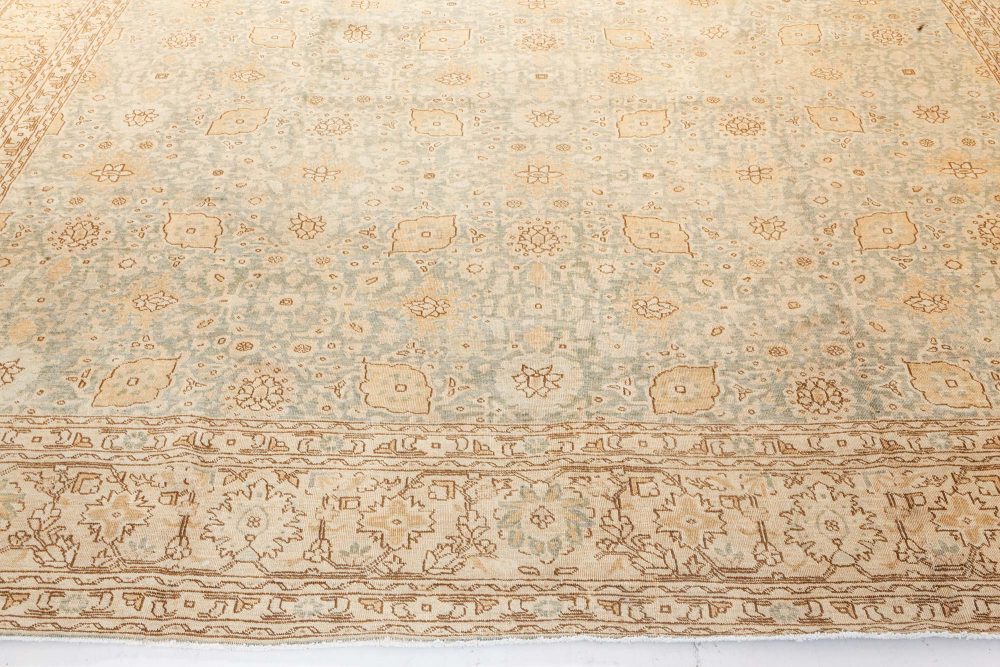 Authentic Early 20th Century Persian Tabriz Handmade Wool Rug BB7200