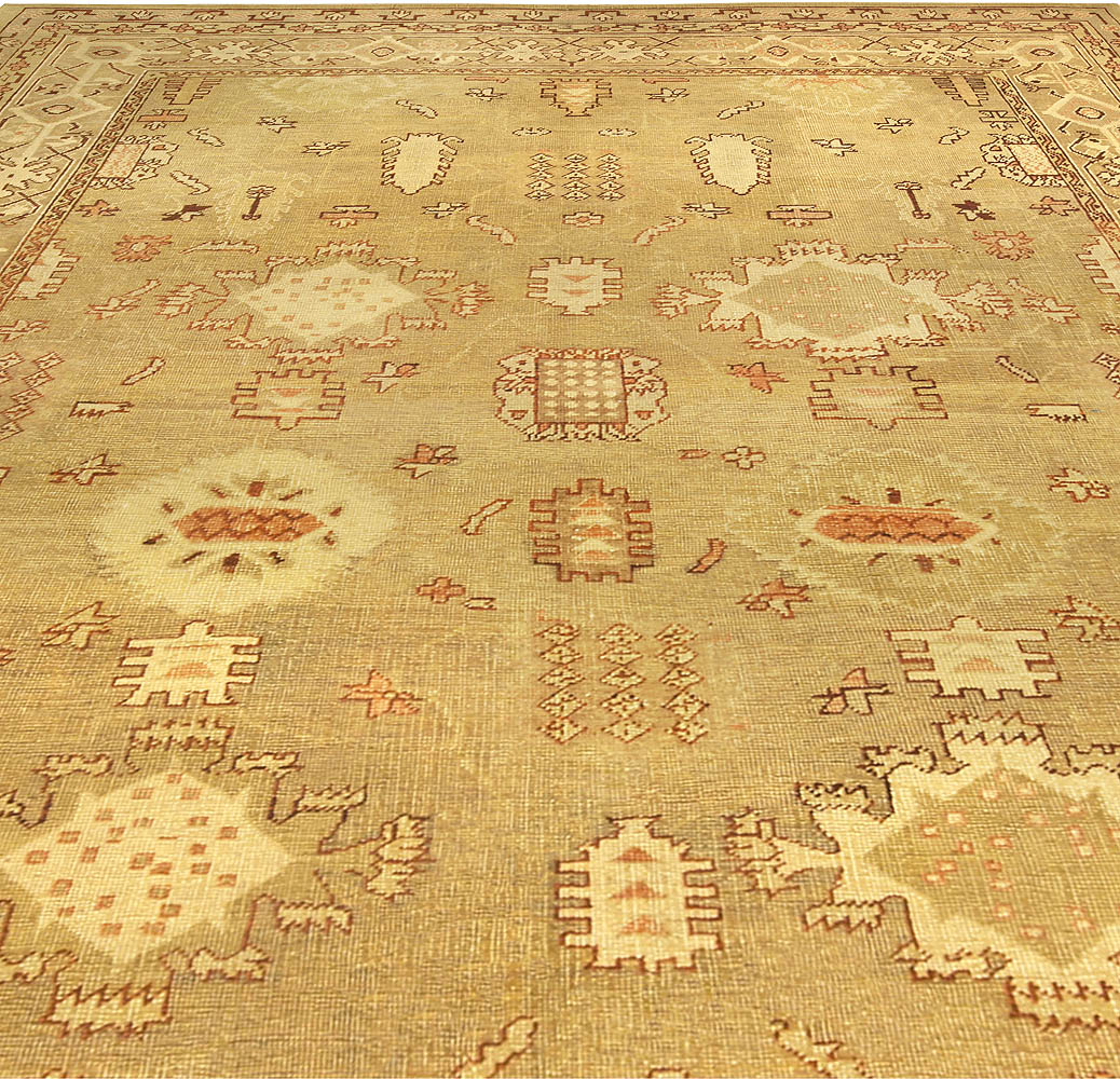 Early 20th Century Indian Amritsar Camel and Beige Handmade Wool Rug BB5008