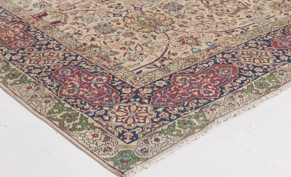 Mid-20th century Turkish Sivas Botanic Handmade Wool Carpet BB1683