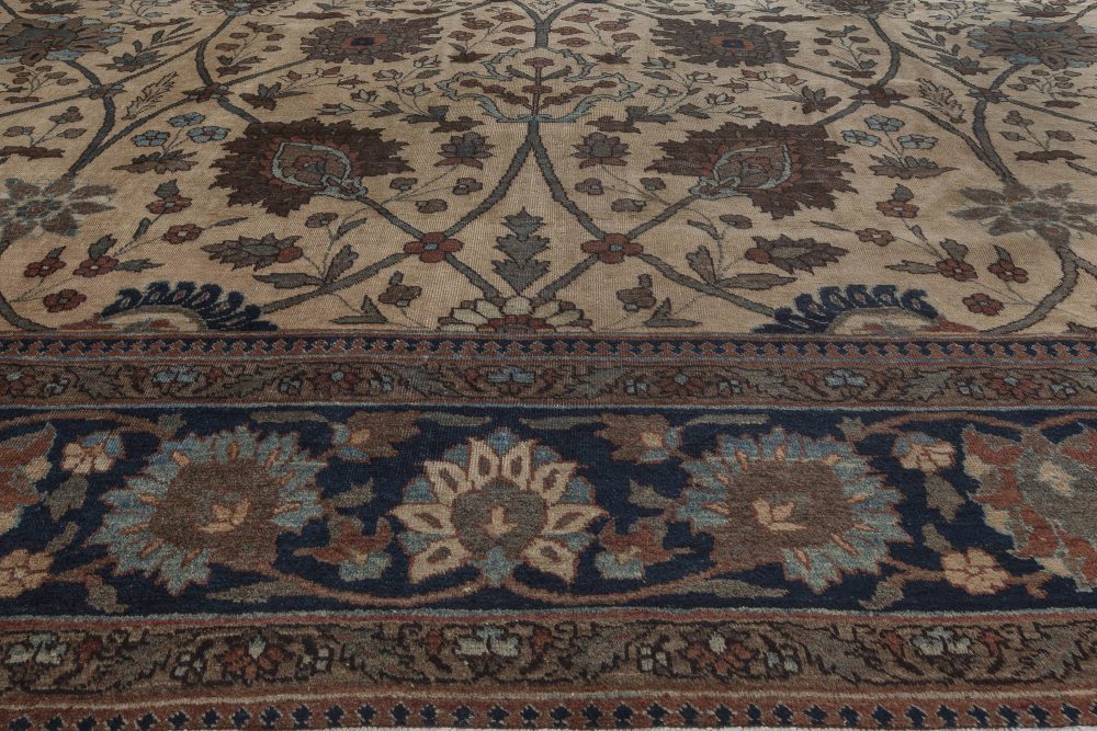 Antique Persian Tabriz Rug BB4669