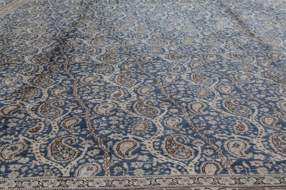 Antique Persian Tabriz Rug BB0197