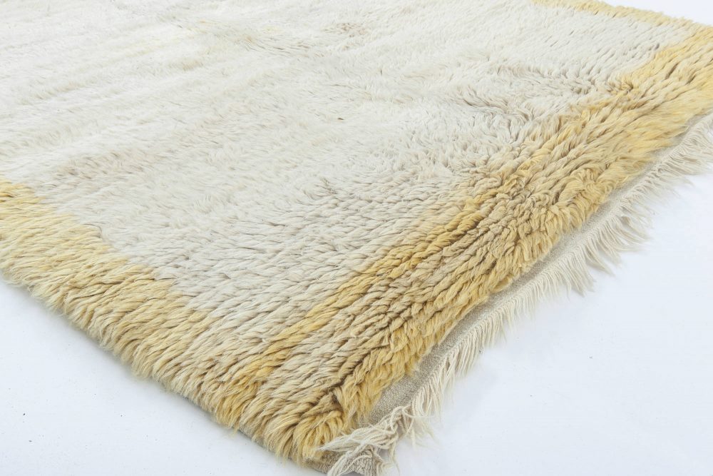 Mid-20th century Modern Turkish Tulu Ivory and Yellow Wool Rug BB3203