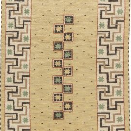 Vintage Hand-Knotted Rug BB6295