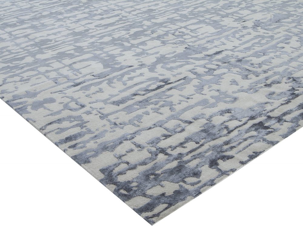 AQUA ELEMENT RUG IN BLUE N11444