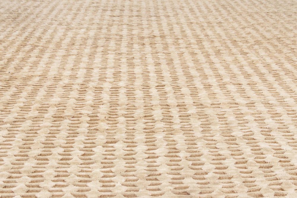 Doris Leslie Blau Collection Oversized Creamy Beige and Brown Handmade Wool Rug N10799