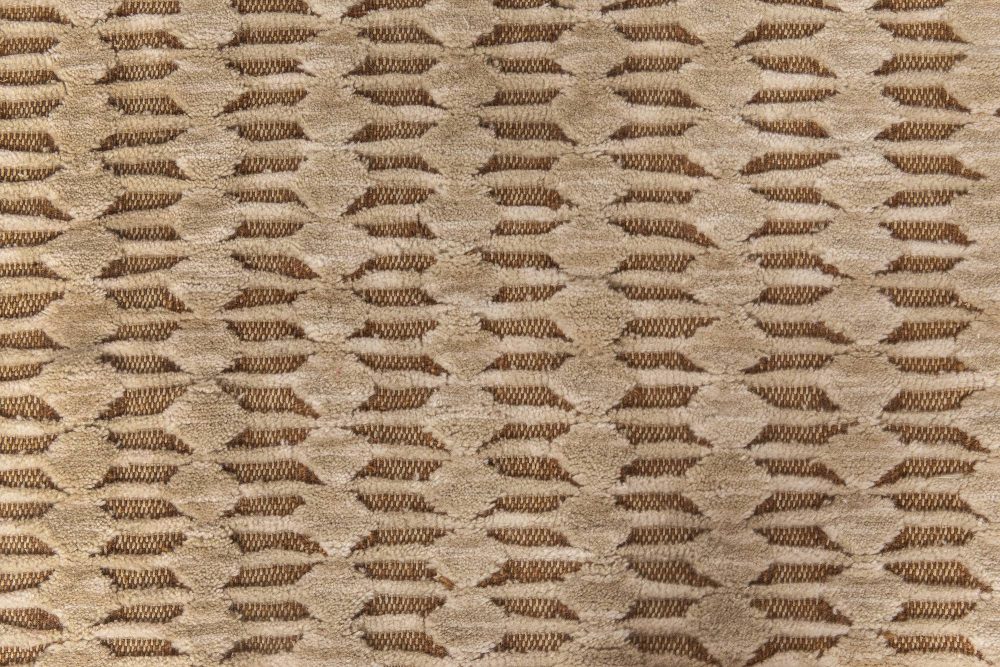 Doris Leslie Blau Collection Oversized Creamy Beige and Brown Handmade Wool Rug N10799