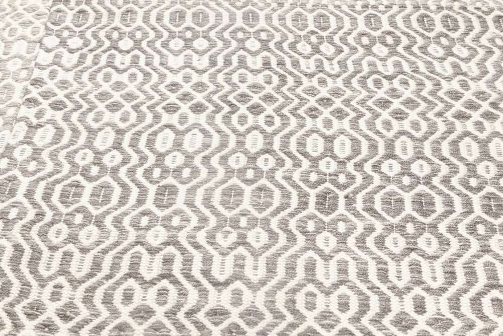 Doris Leslie Blau Collection Contemporary Gray, White, Flat-Weave Wool Rug N11852