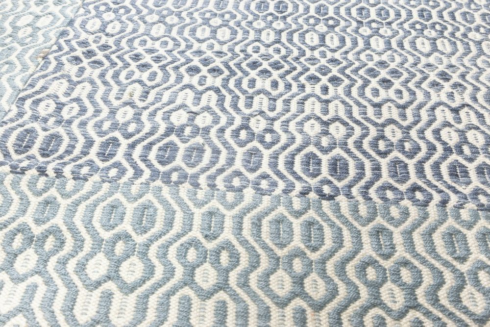 Doris Leslie Blau Collection Contemporary Blue, White Flat-Weave Rug N11850