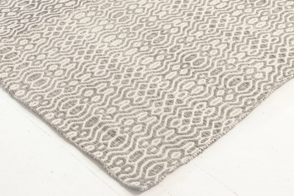 Doris Leslie Blau Collection White, Gray Flat-Weave Wool Rug N11858