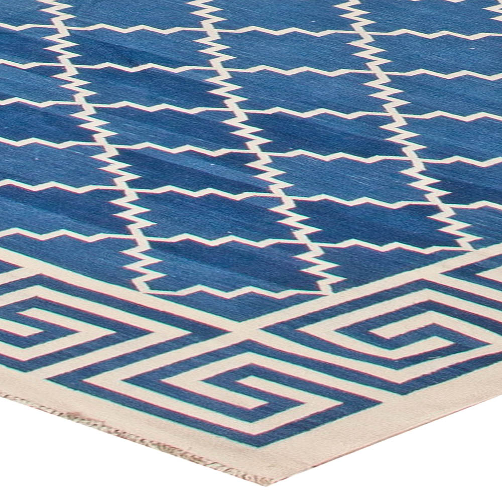 Indian Dhurrie Off-White and Indigo Flat-Woven Cotton Rug N11018