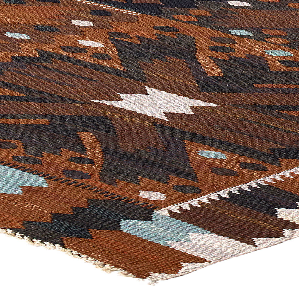 Märta Måås-Fjetterström “Carnation Tapestry Weave” BB6000