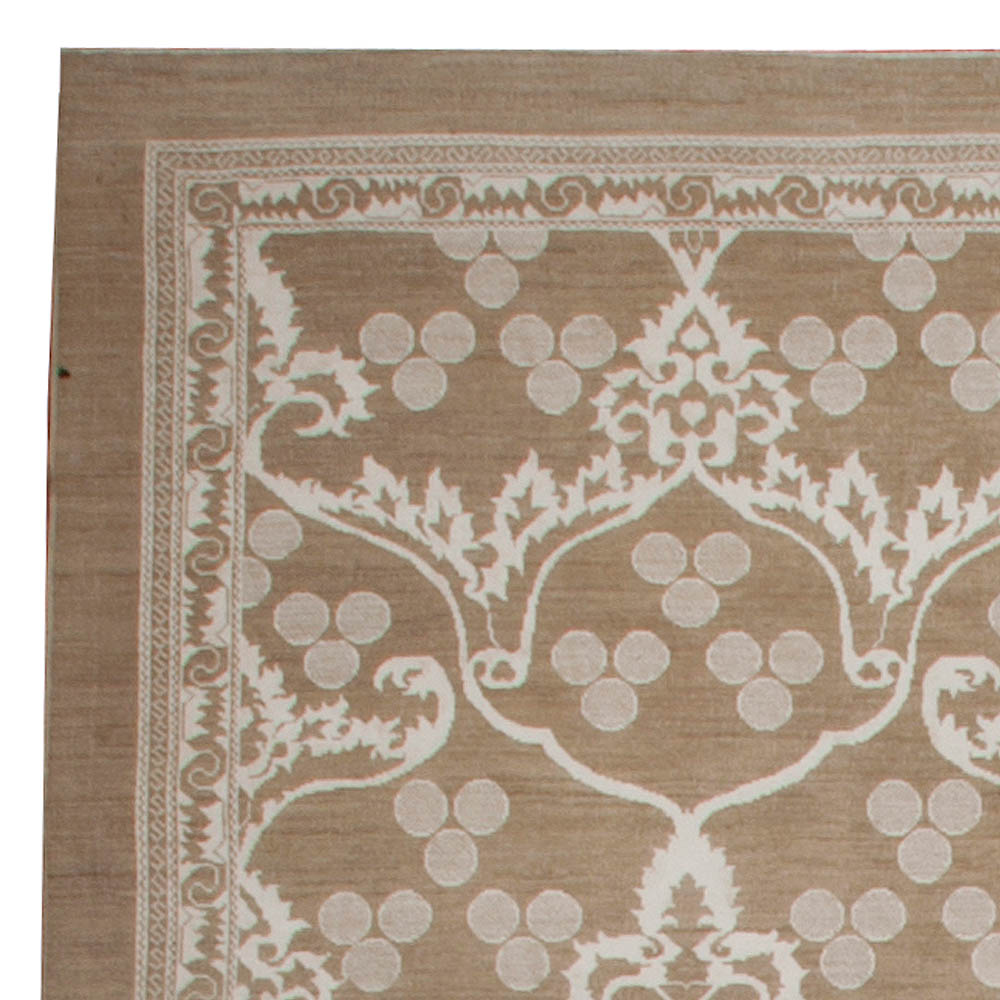 Doris Leslie Blau Collection Traditional European Inspired Beige, White Wool Rug N10017