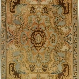 Antique-Inspired Traditional Aubusson Floral Soft Beige Handmade Wool Carpet “Chantilly” N11552
