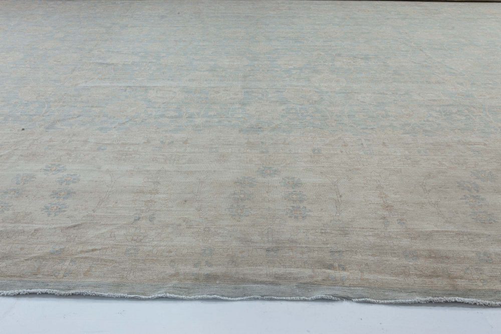 OVER SIZED TRADITIONAL ORIENTAL INSPIRED RUG N11864