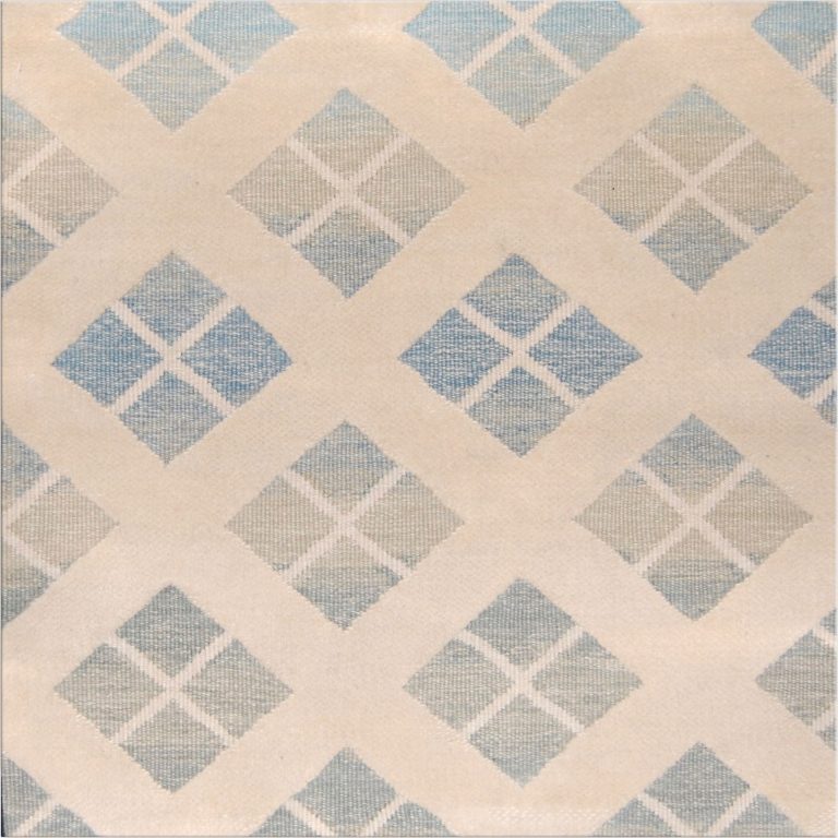 From Wool to Silk to Recycled Fiber: Material Intelligence Behind Custom Rugs