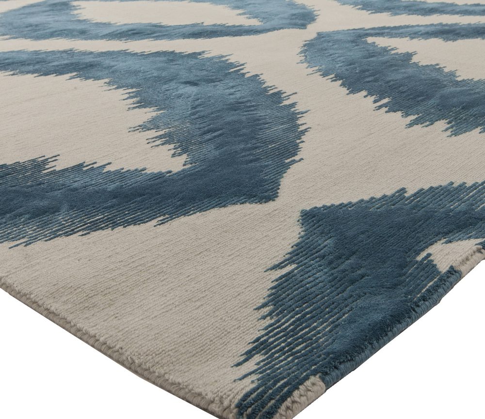 Doris Leslie Blau Collection Modern Mandorla Hand-Carved Silk Design Rug N11407