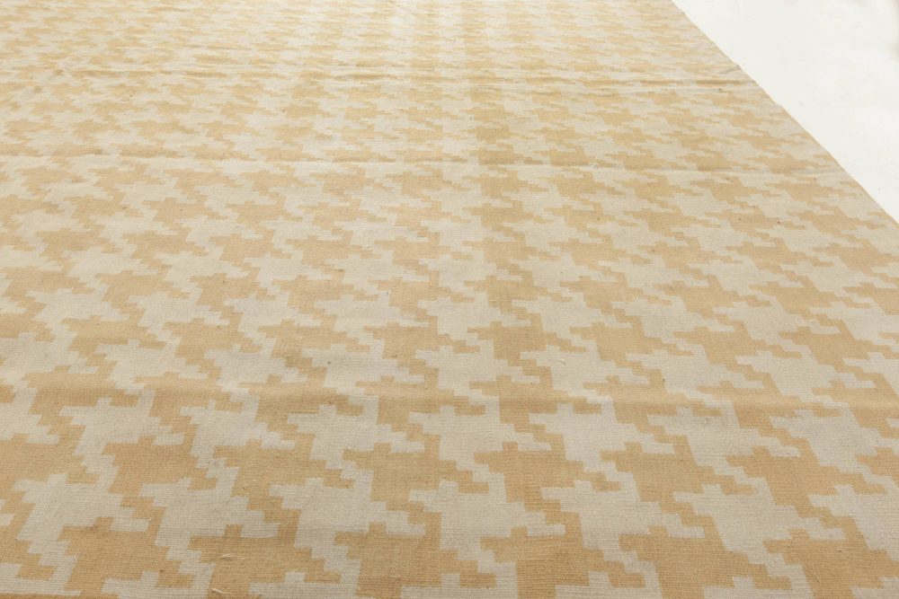 Doris Leslie Blau Collection Modern Beige Flat-Weave Rug by Jeffrey Bilhuber N11426