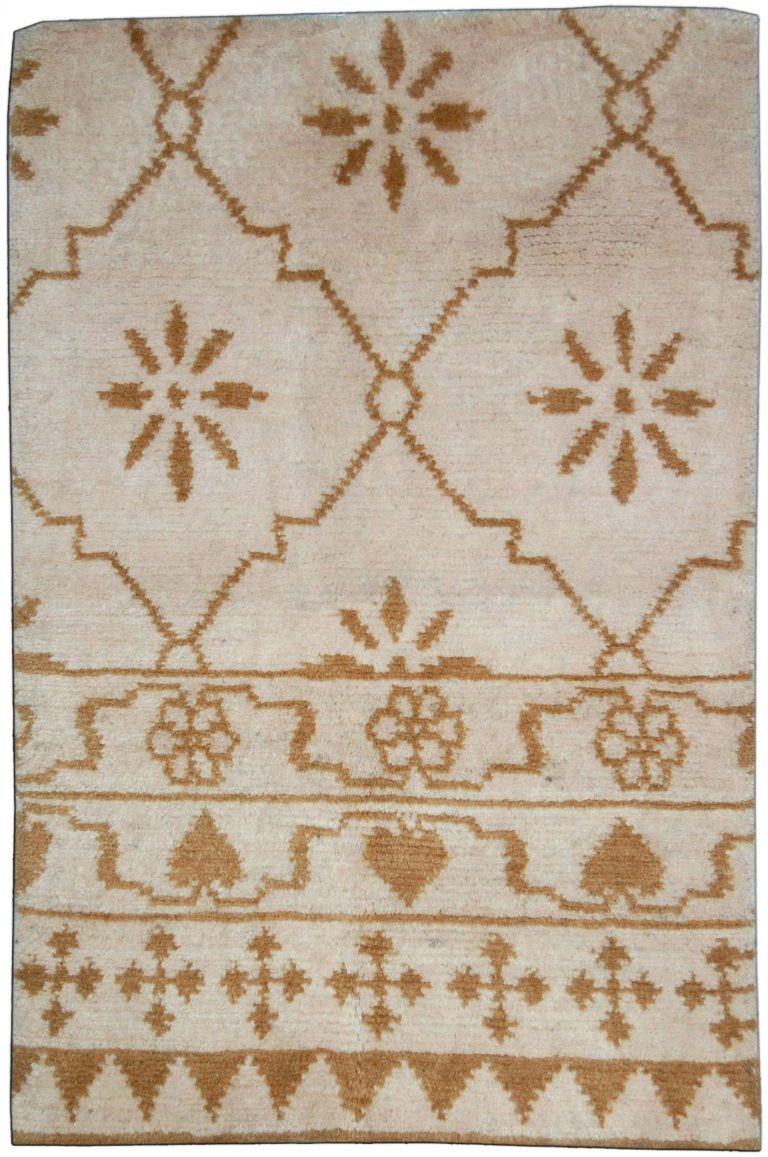 Japandi Tranquility with Tailored Carpets