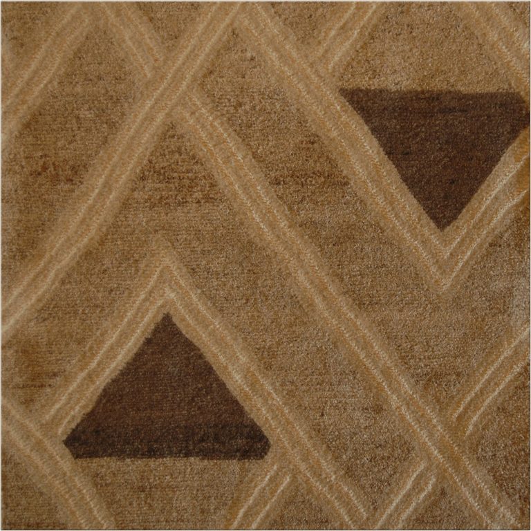 Designing Rugs for Luxury Retail Spaces with Custom Rugs That Support the Brand Story