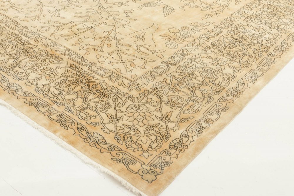 Early 20th Century North Indian Botanic Handmade Wool Carpet BB1648