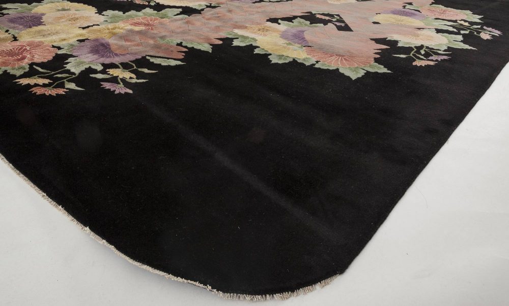 Mid-20th century Chinese Art Deco Black and Lilac Handmade Wool Rug BB6359