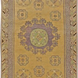 Vintage Hand-Knotted Carpet BB5834