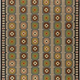Vintage Hand-Knotted Carpet BB5687