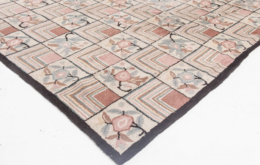 One-of-a-kind Vintage Floral Pastel Pink Hooked Rug BB2039