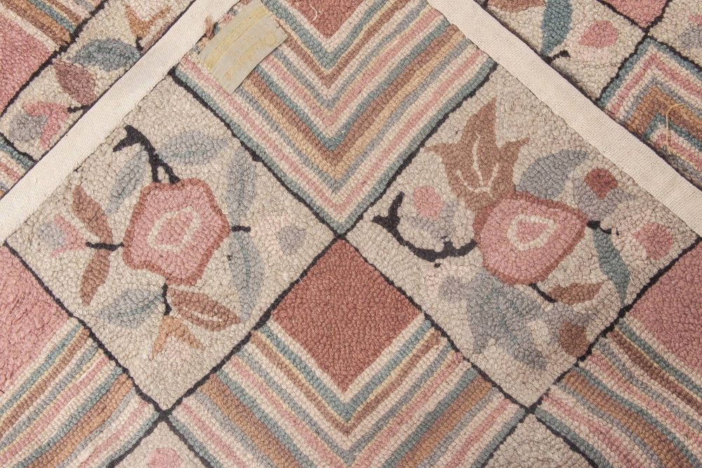 One-of-a-kind Vintage Floral Pastel Pink Hooked Rug BB2039