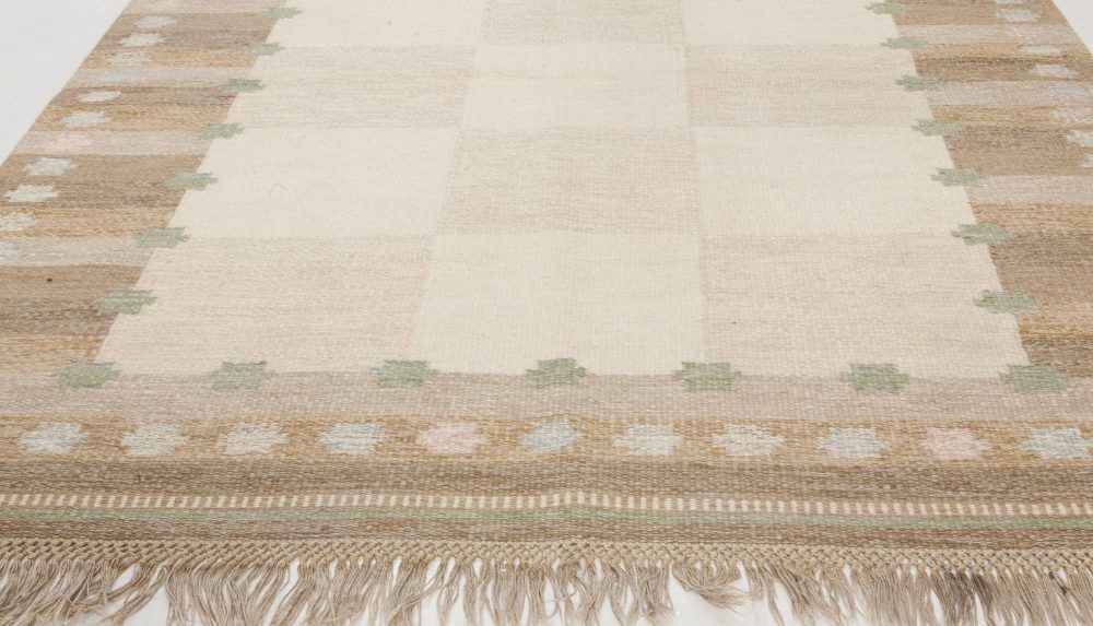 Swedish Chestnut, Walnut Brown, Gray, Off-White & Beige Wool Rug BB6571