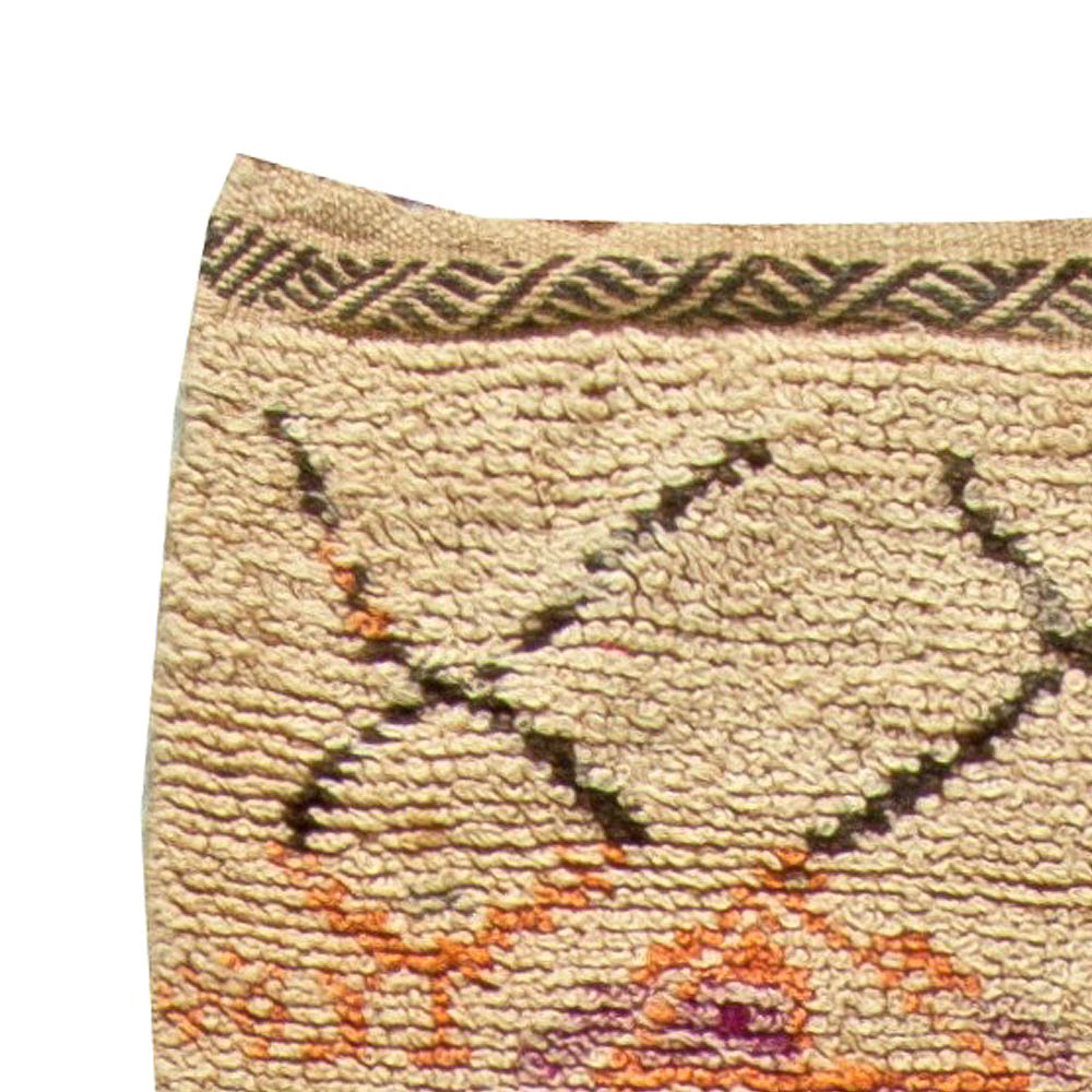 Vintage Tribal Geometric Design Hand-Woven Moroccan Natural Wool Rug BB5847