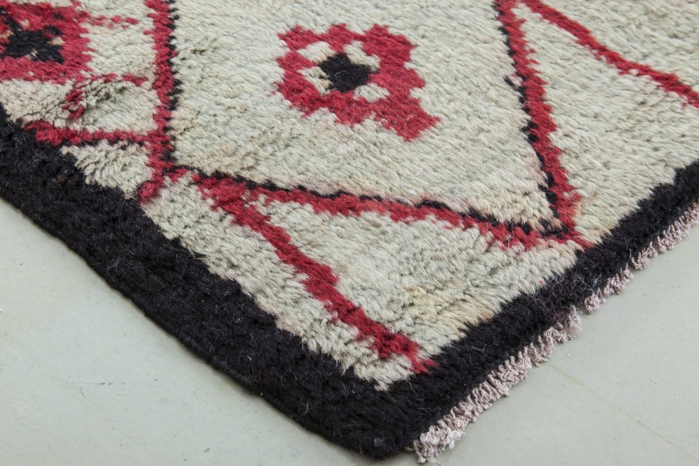 Vintage Hand Knotted Moroccan Natural Wool Rug with Geometric Design BB5076