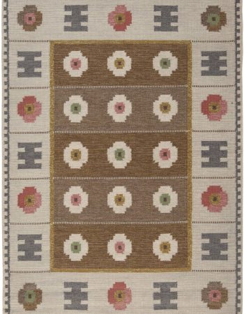 Antique Rugs & Carpets for Sale by DLB in NYC