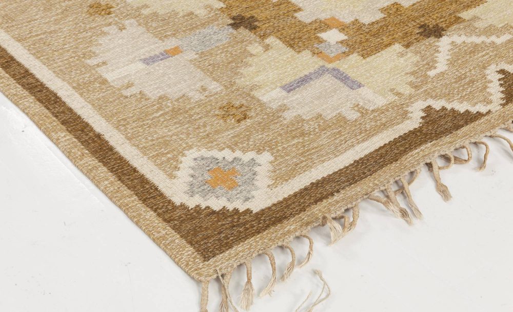 Mid-Century Swedish Rug in Shades of Brown by Ingegerd Silow. Woven signature to edge “IS” BB6575