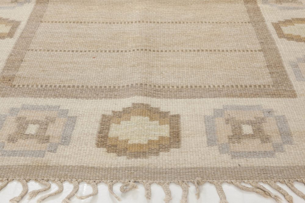 Vintage Swedish flat weave rug signed by Ingegerd Silow BB6546
