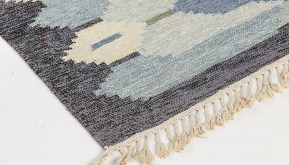 Mid-20th century Swedish Geometric Blue Flat-Woven Wool Rug by Ingegerd Silow BB6548