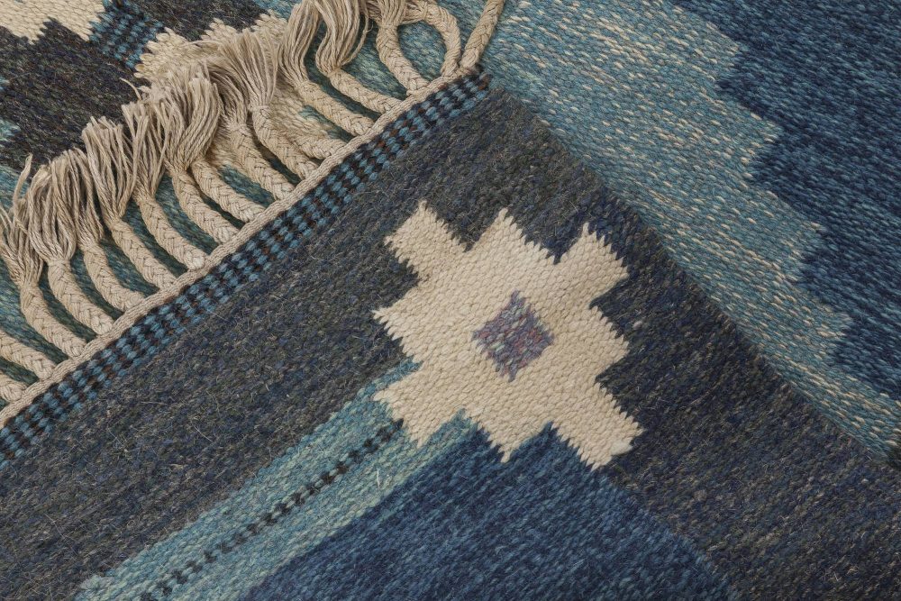 “Örbyhus” – Swedish Geometric Blue Flat-Woven Wool Rug by Ingegerd Silow BB6548