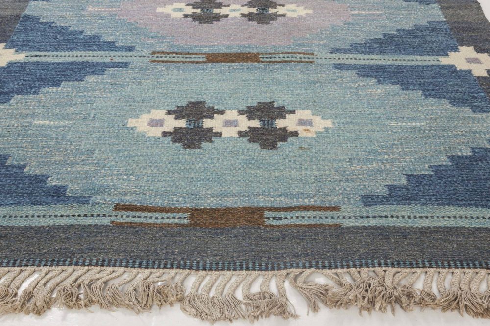 “Örbyhus” – Swedish Geometric Blue Flat-Woven Wool Rug by Ingegerd Silow BB6548