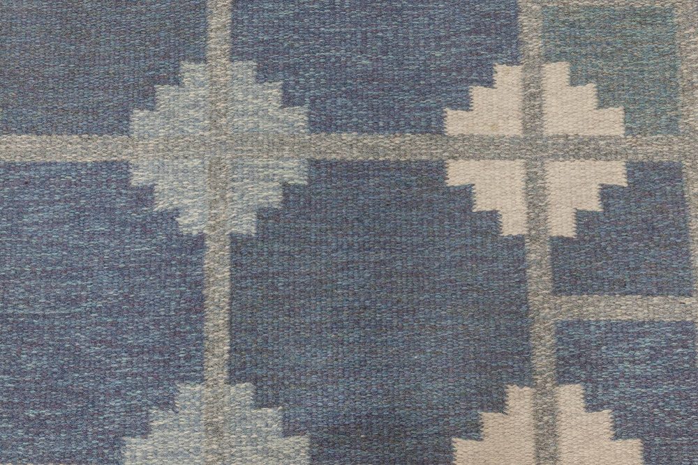 Mid-20th Century Blue, Gray, Ivory Swedish “Snowflake” Rug by Ingegerd Silow BB6556