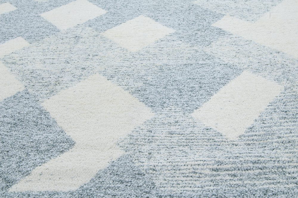 Mid-Century Modern Scandinavian Boucle Wool Rug in Baby Blues and Grey BB6330