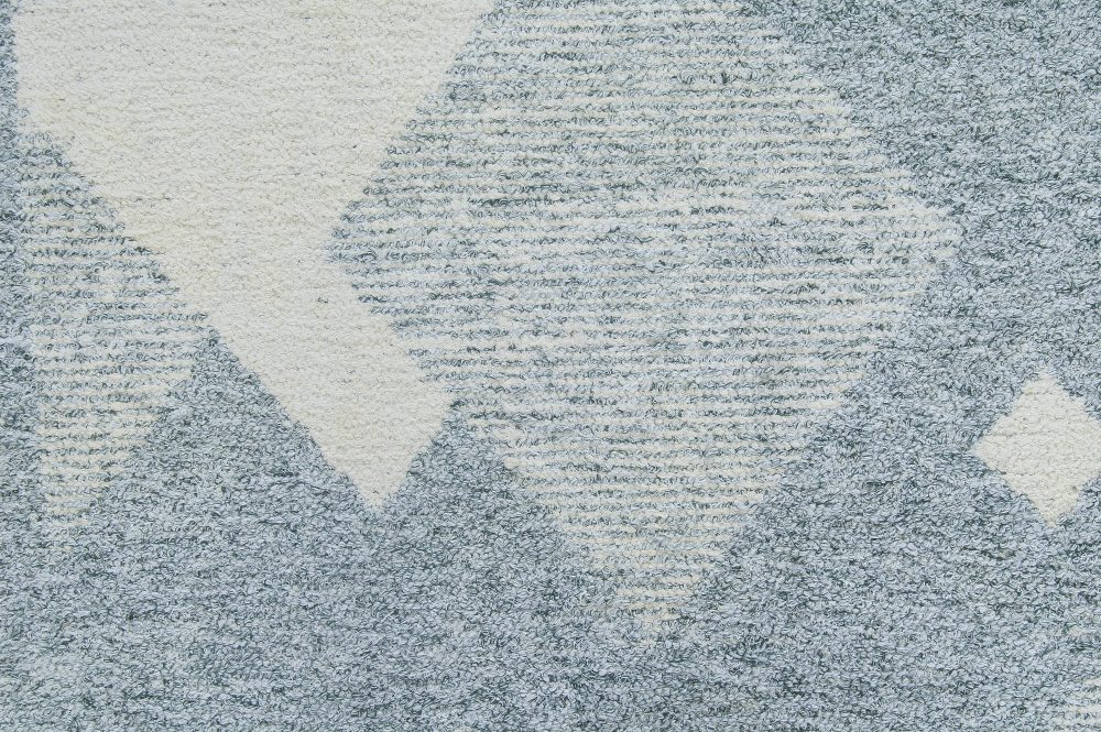 Mid-Century Modern Scandinavian Boucle Wool Rug in Baby Blues and Grey BB6330