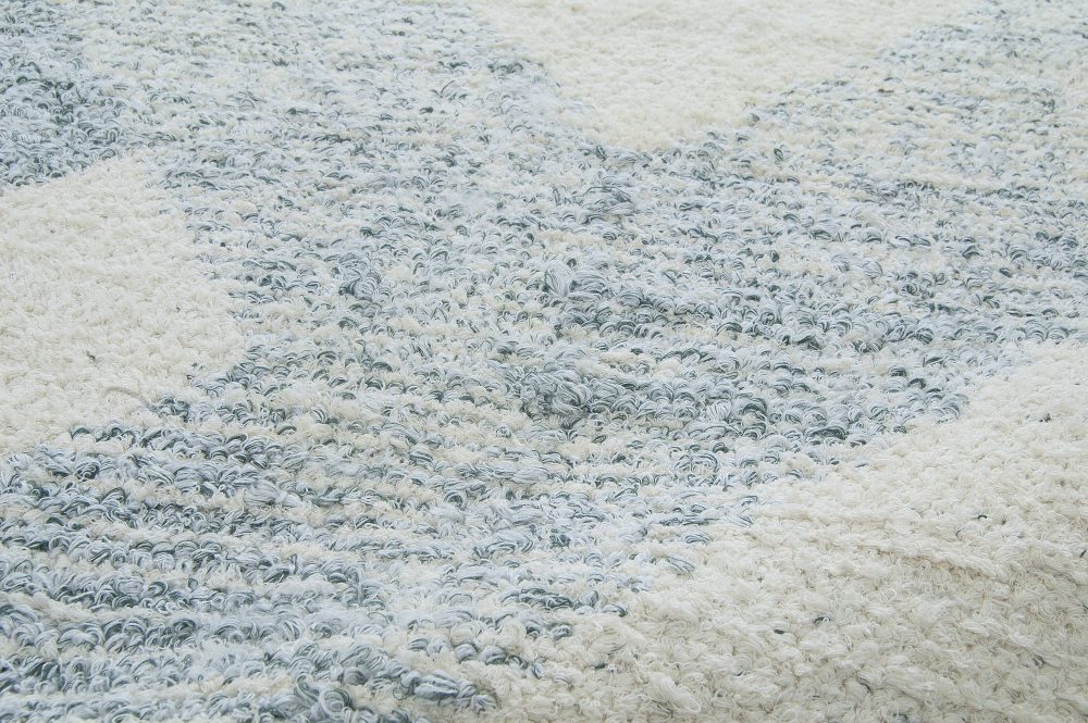 Mid-Century Modern Scandinavian Boucle Wool Rug in Baby Blues and Grey BB6330