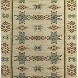 Timeless Vintage Hand-Knotted Rug BB5252