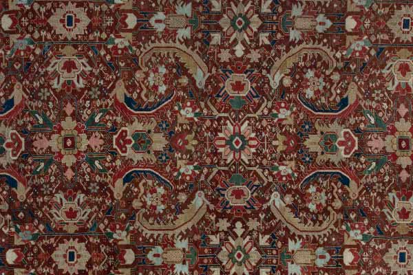 Beauty of Vintage Ivory Background Carpets in Your House