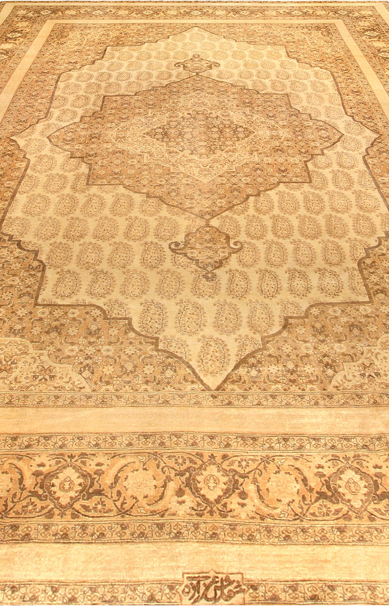 Antique Persian Tabriz Cream Background Handmade Wool Rug BB6691