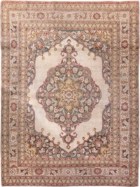 Decorative Rugs From Persia and Their Mysteries: Part 1