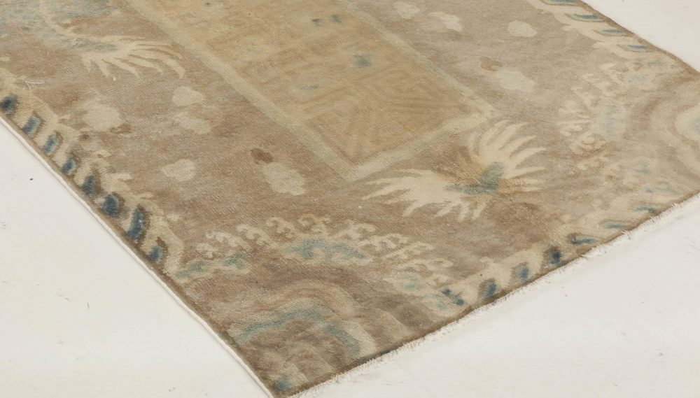 Antique Chinese Runner (Size Adjusted) BB6656
