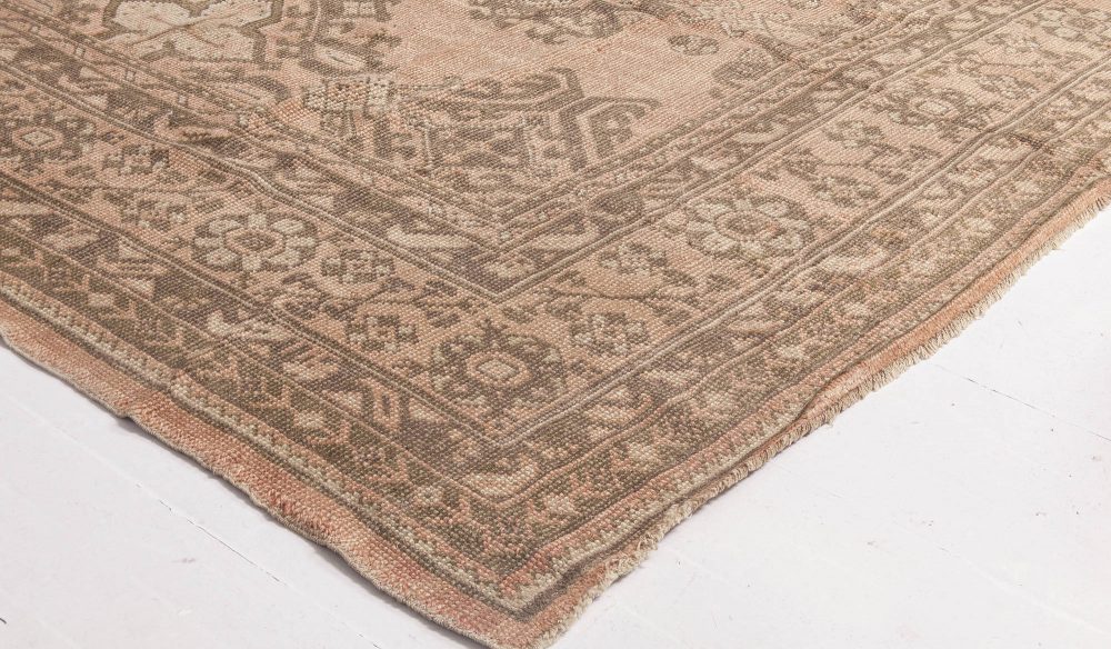 Early 20th Century Turkish Oushak Handmade Wool Rug BB6836